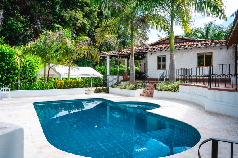 Locación tipo Finca en SANTA FE DE ANTIOQUIA Para 26