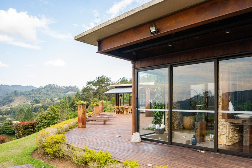 Locación tipo Villa en EL RETIRO Para 10